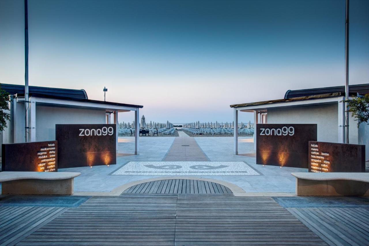 Mediterraneo Hotel & Suites Cattolica Kültér fotó