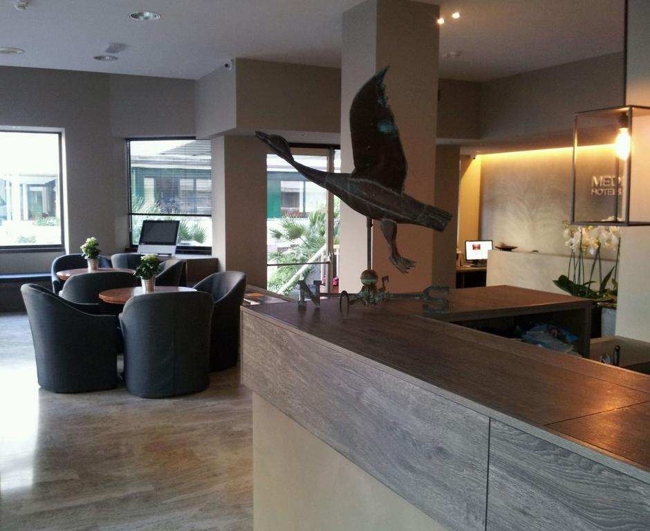 Mediterraneo Hotel & Suites Cattolica Kültér fotó